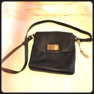DKNY Leather Crossbody bag